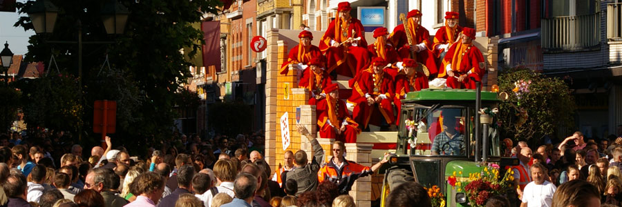 #htmlcaption-cortege Cortège Historique